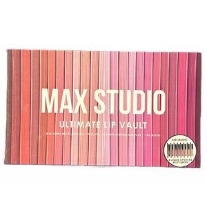 Max Studio Ultimate Lip Vault